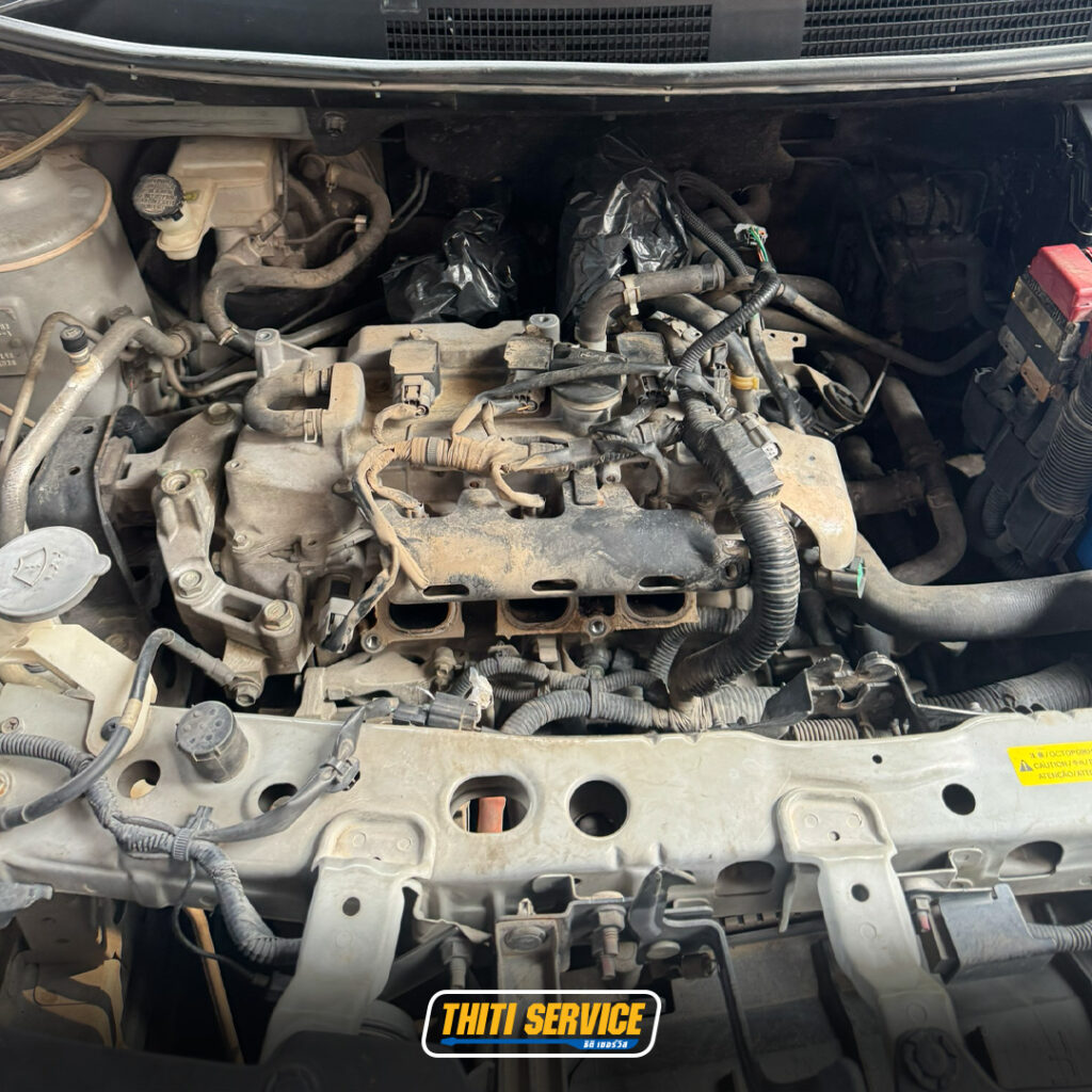 Nissan Almera ไฟเครื่องโชว์ เครื่องสั่น