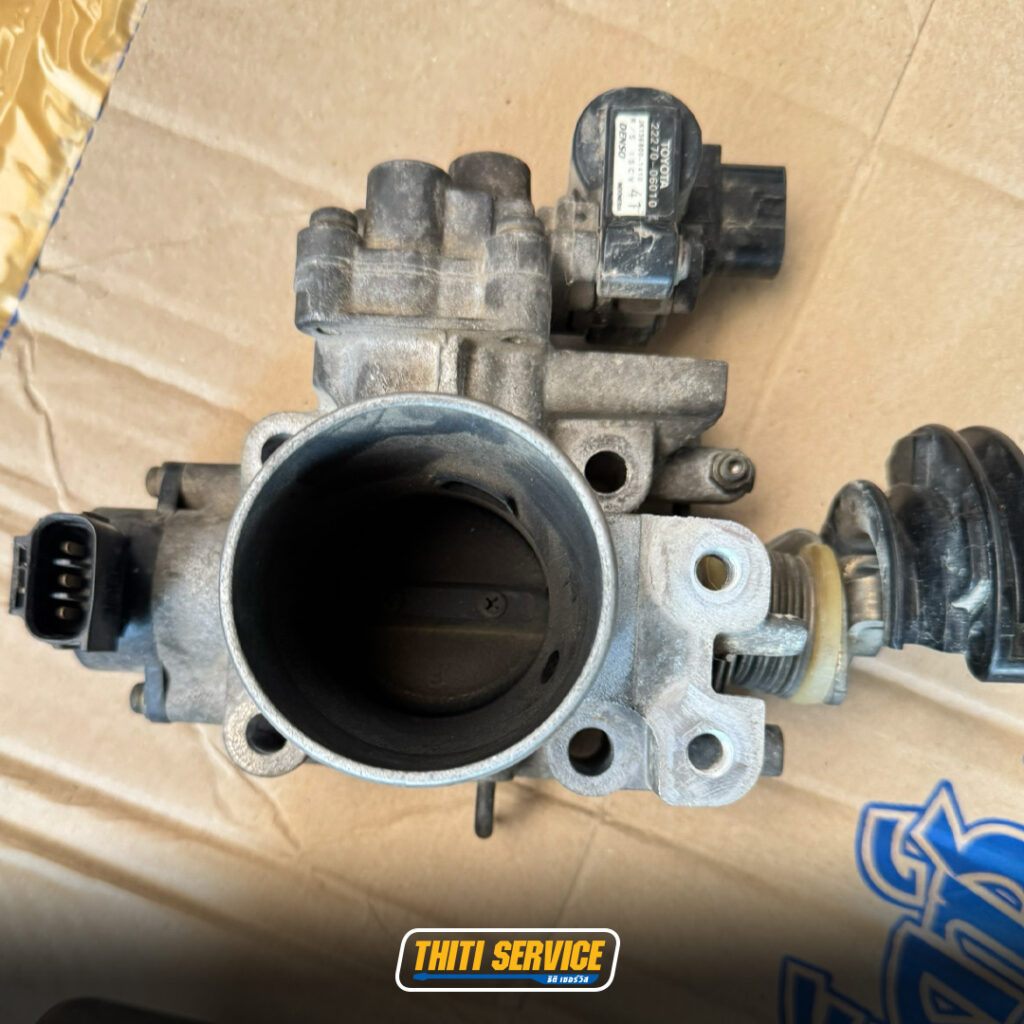 ธิติเซอร์วิส - อู่ซ่อมรถยนต์ กาญจนบุรี-TS2569_0044-toyota soluna เปลี่ยนถ่ายน้ำมันเครื่อง1-1