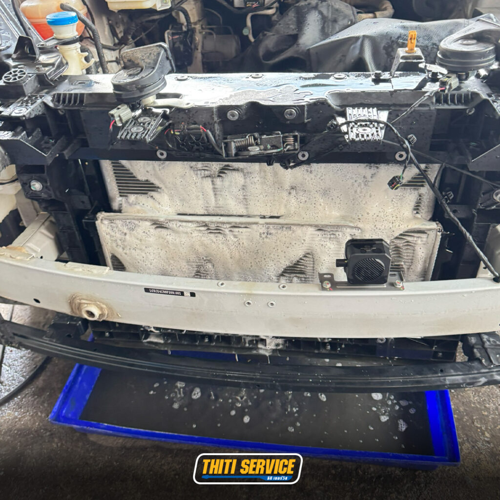 ธิติเซอร์วิส - อู่ซ่อมรถยนต์ กาญจนบุรี-toyota-YARIS-ถ่ายน้ำมันเครื่อง1-1