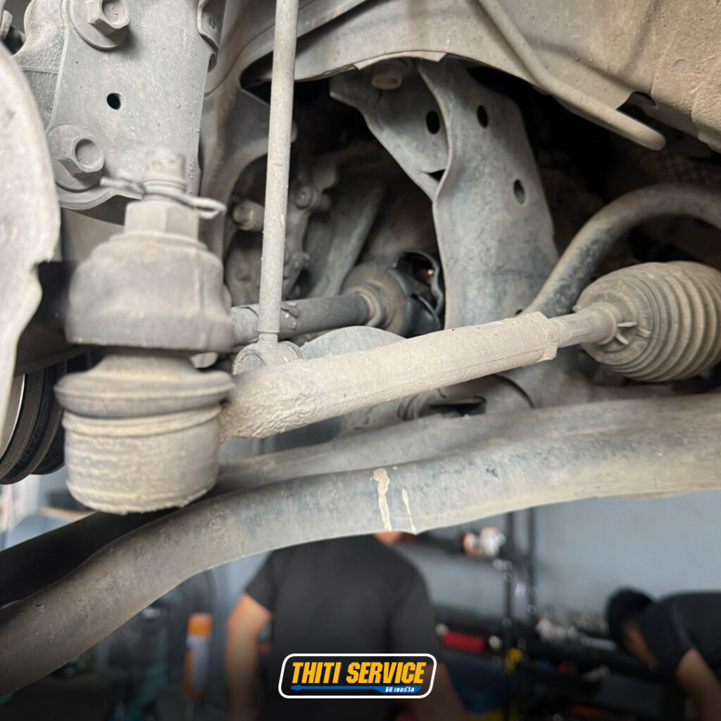 ธิติเซอร์วิส - อู่ซ่อมรถยนต์ กาญจนบุรี-หม้อน้ำ-ยางกันฝุ่นเพลาขับ-mazda2-2-1
