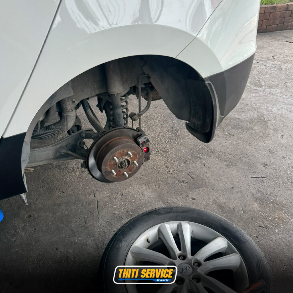 ธิติเซอร์วิส - อู่ซ่อมรถยนต์ กาญจนบุรี-เทำความสะอาดเบรค4ล้อ-HYUNDAI TUCSON-3